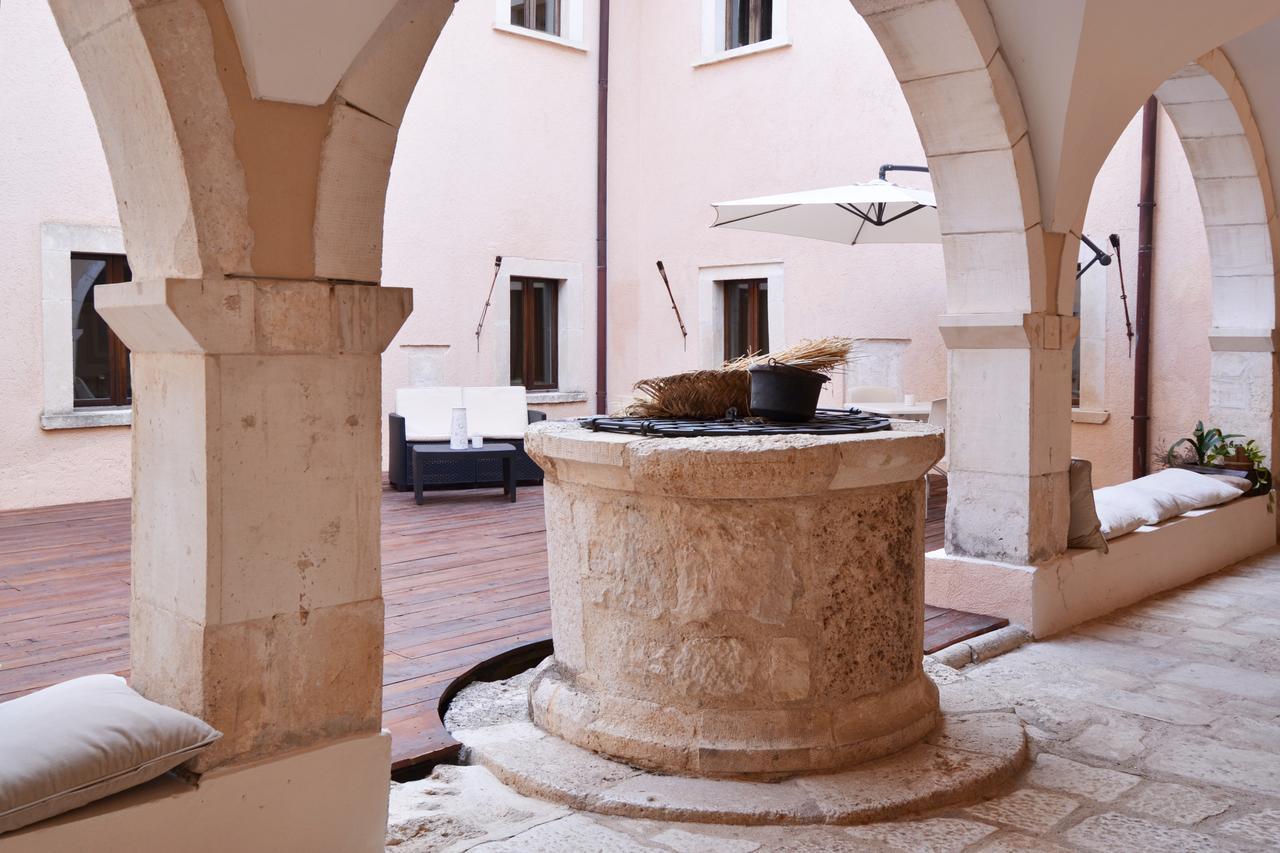 ホテル Convento Di San Colombo サント・ステーファノ・ディ・セッサーニオ エクステリア 写真